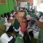 Anggota DPRD Kabupaten Mojokerto dari Fraksi PKB Abdul Hakim, SH.I, MH, saat mengelar RESES Tahap II tahun 2023 dikediamannya