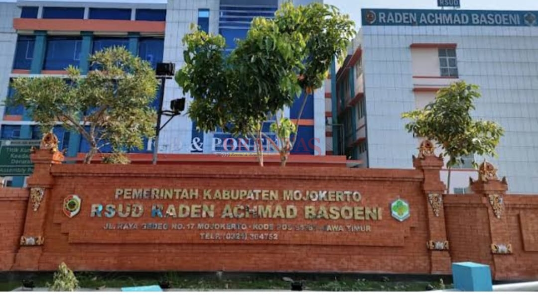 Gedung RSUD RA Basoeni Mojokerto yang megah  berlokasi jalan Raya Gedeg