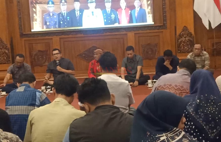 Pj. Walikota Mojokerto Mas Ali Kuncoro saat memberikan arahan dan petunjuk nya