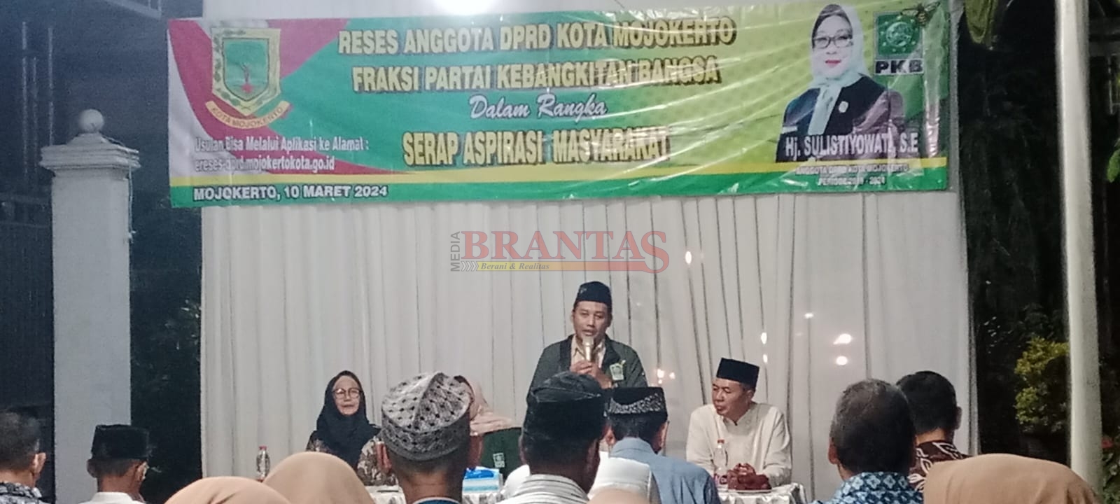 Ketua DPC PKB Kota Mojokerto yang juga Calon Walikota Mojokerto H. Junaedi Malik SE saat menyampaikan sambutannya