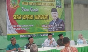 Anggota DPRD Kota Mojokerto dari Fraksi PKB H. Wahju Nur Hidajat SH MH saat mengadakan RESES