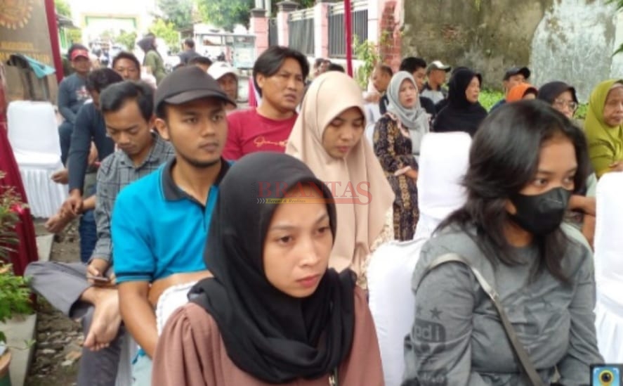 Para peserta RESES dari Ibu Silvia Elya Rosa SE MM Anggota DPRD Kota Mojokerto di Balongkrai Kelurahan Pulorejo