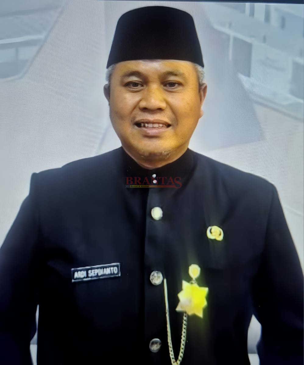 Kepala Bapenda Kabupaten Mojokerto Drs. Ardi Sepdianto, M.Si,