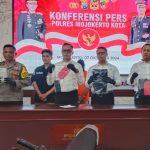 Jajaran Polres Mojokerto Kota saat mengelar Konferensi Pers penangkapan tersangka Penganiayaan warga Gunungsari Dawarblandong