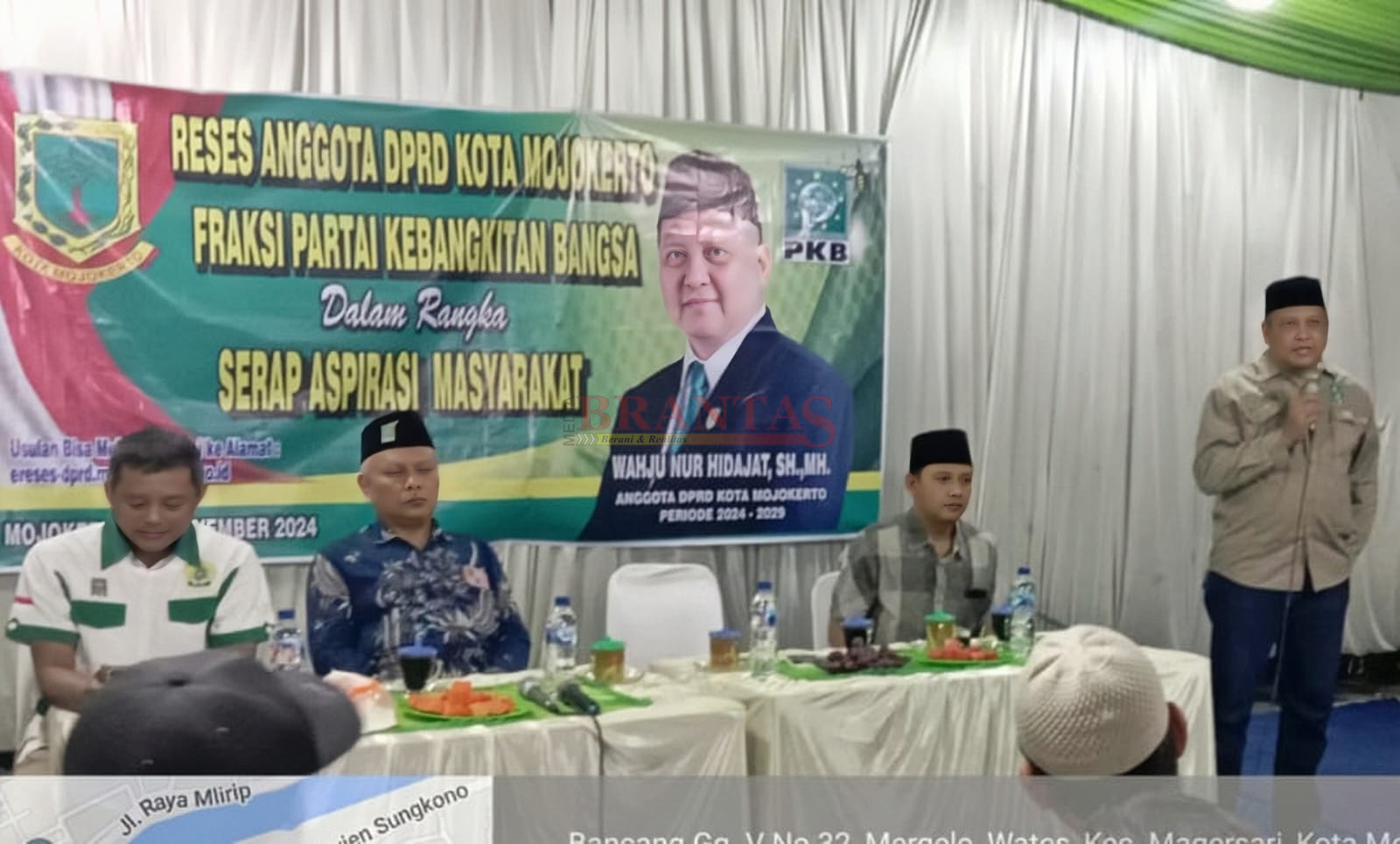 Anggota DPRD Kota Mojokerto H. Wahju Nur Hidayat SH MH saat mengelar RESES Tahap I di Bancang Gang 4 Magersari