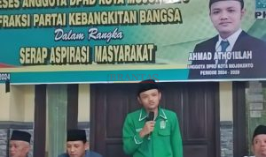 Anggota DPRD Kota Mojokerto Gus Ahmad Athoillah saat Mengelar Reses Tahap I Tahun 2024 di Langgar Al- Kausar di Wates
