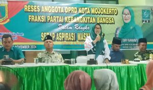 Anggota DPRD Kota Mojokerto Yang Menjabat Sebagai Ketua Komisi I, Dra. Hj.Enny Rahmawati saat mengelar RESES Tahap I Tahun 2024 di Kantor DPC PKB