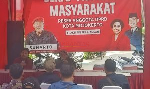 Anggota DPRD Kota Mojokerto Dari Fraksi PDI-Perjuangan Pak Ito saat Gelar RESES di Kediamannya di Jalan Nangka Magersari