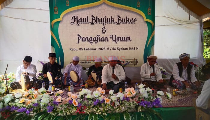Bhujuk Buker
