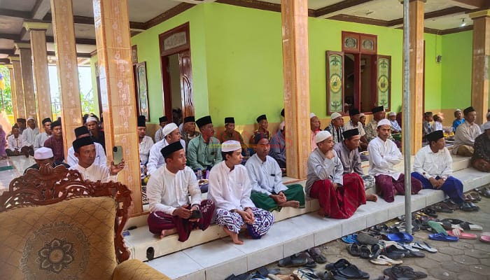 Bhujuk Buker