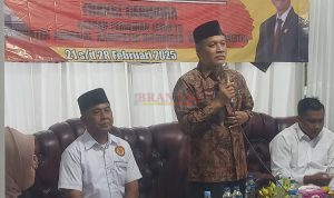 Wakil Ketua DPRD Provinsi Jatim H. Hidayat, S. Ag, M.Si, saat Reses didampingi Kades Wiringinrejo Suhartono SH bersama Anggota DPRD Kabupaten Mojokerto Andi Sanjaya,SH.