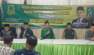 Anggota DPRD Kota Mojokerto Dari Fraksi PKB yang Duduk di -Komisi I Ahmad Atho' Ilah saat mengelar Serap Aspirasi Masyarakat ( RESES ) di - Dapilnya