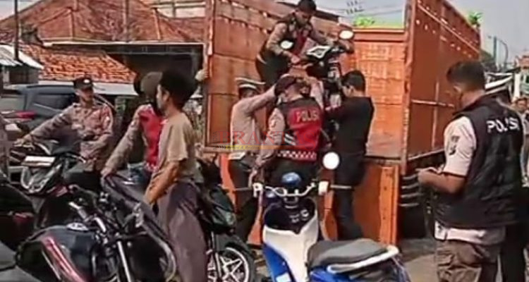 Polres Sampang Tegaskan Pesan Berantai Soal Razia dan Tembak di Tempat Adalah Hoaks Polres Sampang