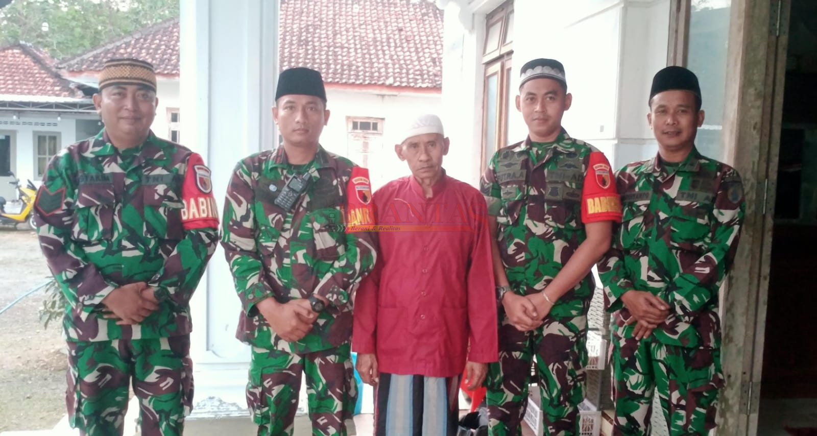 Danramil 0828/11 Tambelangan