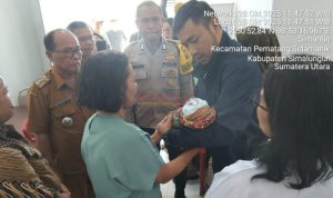 Pastikan Perlindungan dan Perawatan Aman Kanit Reskrim Polsek Sidamanik Serahkan Bayi Temuan ke Dinas Sosial 1 Polres Simalungun