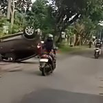 Ini Kronologi Mobil Terbalik di Jalan Ngetal–Gandusari Kabupaten Trenggalek