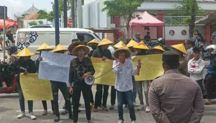 Aliansi Mahasiswa Sampang