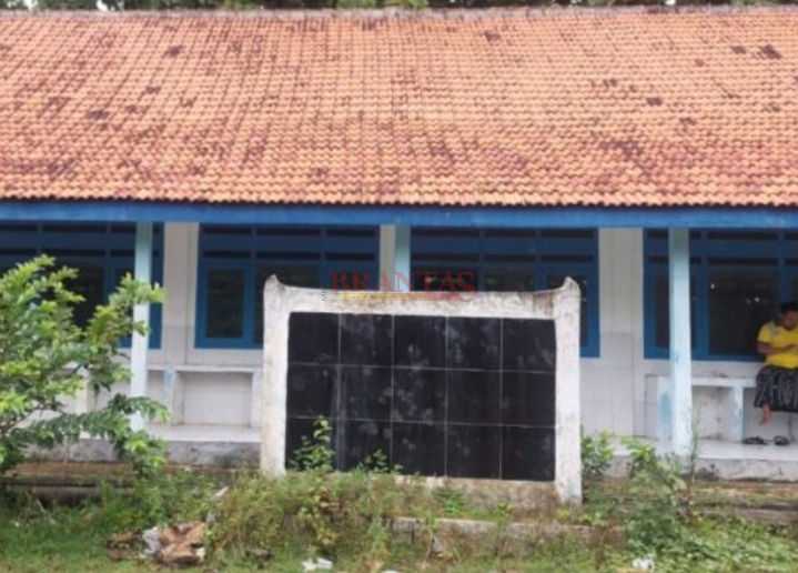 SDN Batuporo Timur 1