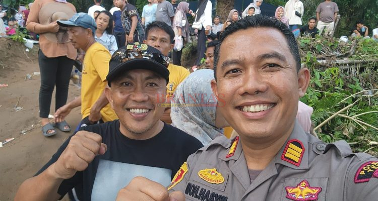 Festival Pacu Perahu Tepian Leger