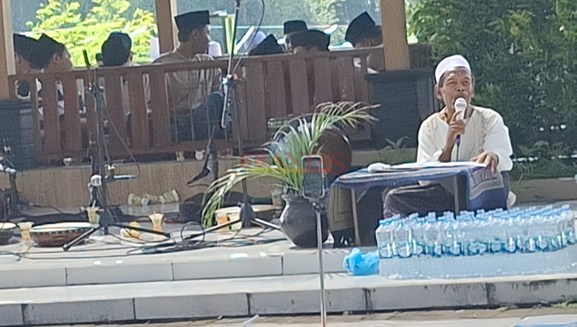Kyai Hasan Mathori saat menyampaikan Ceramah nya