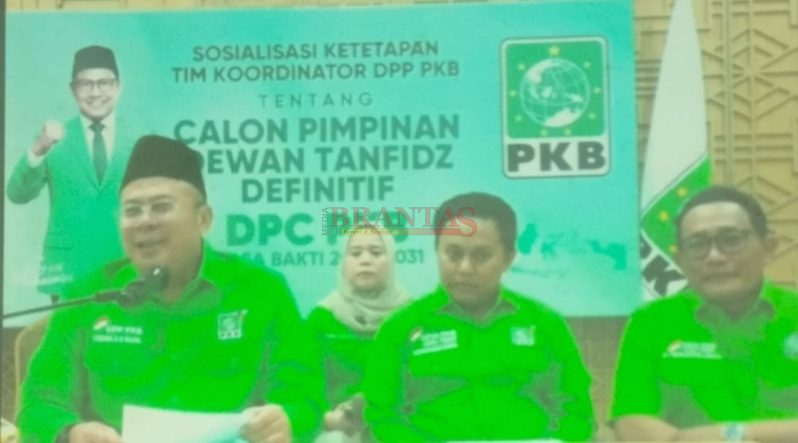 Penetapan pengumuman serentak Ketua DPC Seluruh Wilayah Jawa Timur oleh Wakil Ketua Umum DPP PKB melalui Metting Zoom