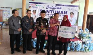 JOMBANG – Disnaker Bersama BPJS Ketenagakerjaan Gelar Sosialisasi Progran Sosial Kepada Petani Tembakau Bantuan dari DBHCHT Kabupaten Jombang