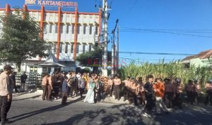 Siswa SMK Kartanegara Wates Berangkat Wakili Jatim di LKS Tingkat Nasional 2026 Diiringi Sholawat Badar 1 SMK Kartanegara Wates