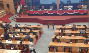 1000654937 Bupati Gus Barra Didampingi Wabup dr Rizal saat menghadiri Rapat Paripurna didampingi Wakil Ketua DPRD Kabupaten Mojokerto H. Khoirul Amin dan H. Hartono, SH