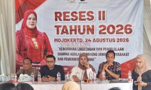 1000660004 Anggota DPRD Kota Mojokerto Fraksi PDI -Perjuangan Silvia Elya Rosa, SE, MM saat RESES