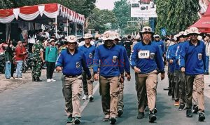 Satpol PP Turut Semarakkan Gerak Jalan ROJO 2026 Semangat Kebersamaan Warnai HUT Ke-81 RI Kabupaten Jombang