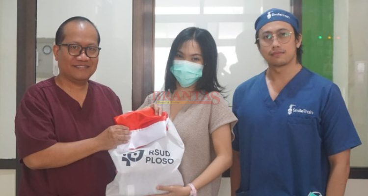 Semangat Kemerdekaan RSUD Ploso dan Smile Train Hadirkan Harapan Baru bagi 23 Pasien Bibir Sumbing HUT Ke-81 Kemerdekaan Republik Indonesia