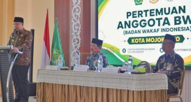 Wawali Cak Sandy saat menyampaikan sambutan dan arahnya kepada Anggota BWI