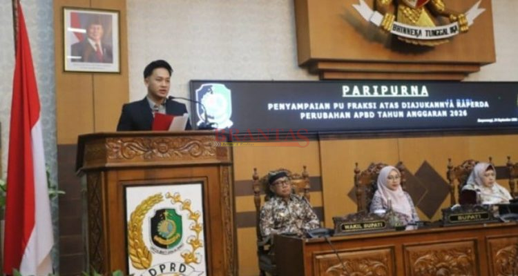 BWI - PU Fraksi- DPRD Banyuwangi Berikan Catatan Kritis Atas Raperda Perubahan APBD Tahun 2026 DPRD Banyuwangi