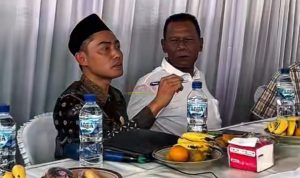 Anggota DPRD Kabupaten Mojokerto Gus Makruf didampingi Kades Kedungmaling Sooko saat mengelar RESES