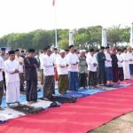 Berharap Hujan Segera Turun Pemkab Sampang dan Masyarakat Gelar Salat Istisqa 1 Sholat Istisqa