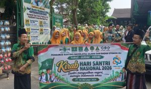 KEDIRI - Kirab Hari Santri Ranting NU Desa Turus Hujan Hadiah 1 Hari Santri 2026