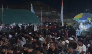 SAMPANG - Ari Star Indonesia Gelar Doa Bersama Dukung Perjuangan Ari Adriansyah di Top 15 DA 8 Ari Adriansyah
